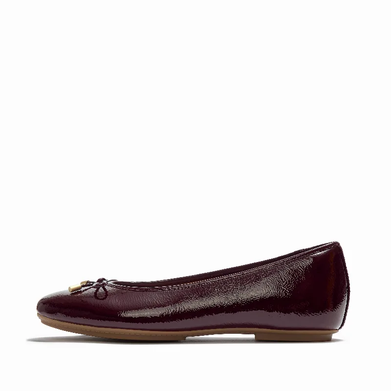 DELICATO Bow Textured Patent-Leather Ballerinas
