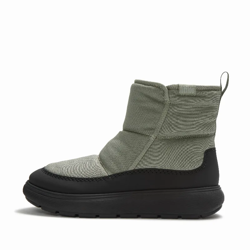 iQ-COMFF Water Resistant Boots