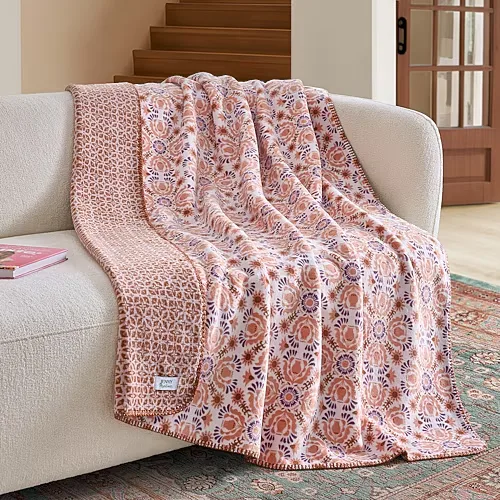 Jenny Martinez Sonora Reversible Coco Plush Throw, One Size, Brown