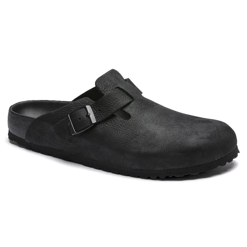 BIRKENSTOCK Boston Leather Black Clogs