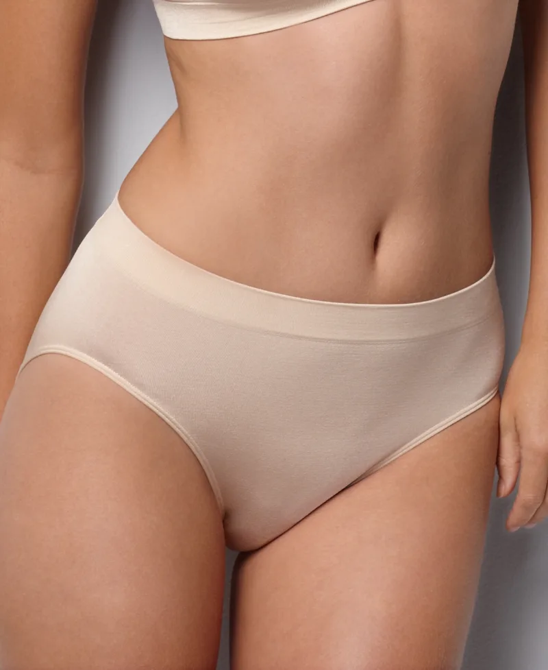 Wacoal Women's B-Smooth High-Cut Brief Underwear 834175 - Sand (Nude 5)