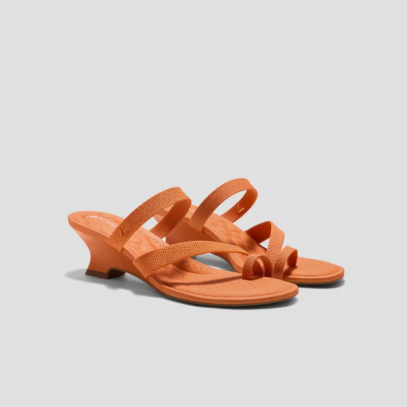 VIVAIA Round-Toe Toe Ring Sandals (Eden)|TANGERINE|US 5