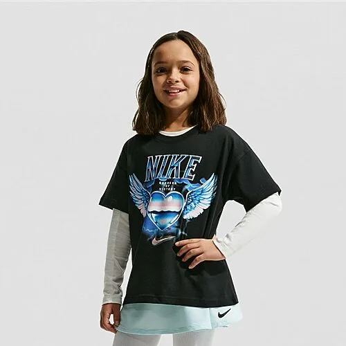 Nike Big Kid Girls Crew Neck Short Sleeve Regular Fit Graphic T-Shirt, Medium, Black