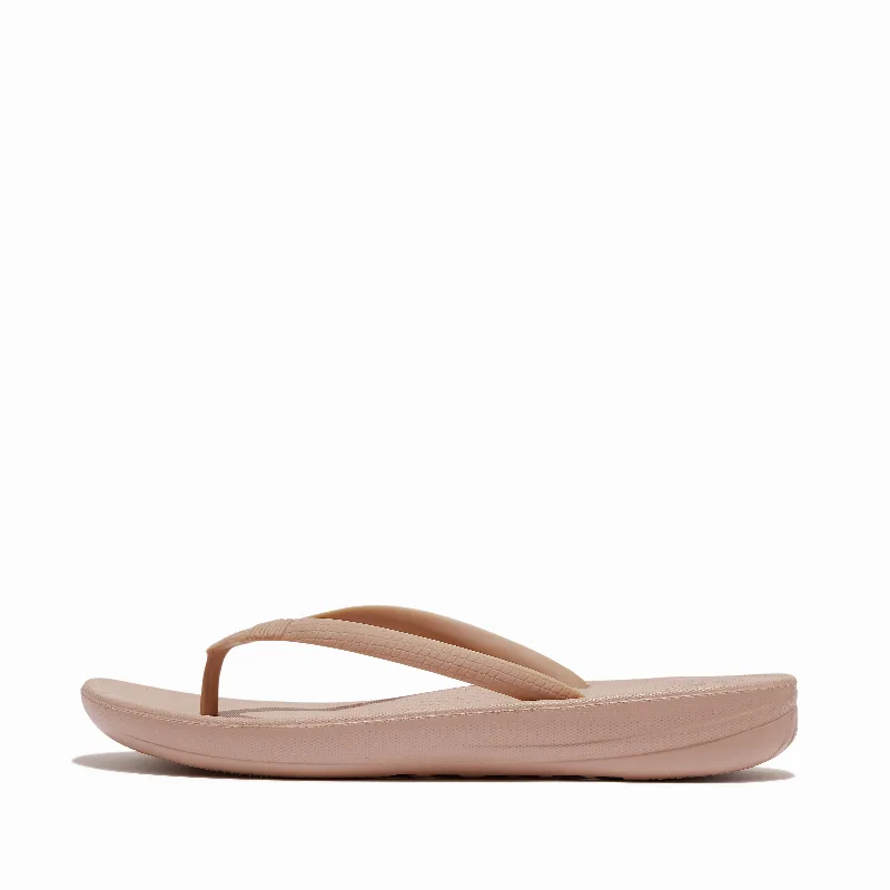 iQUSHION Ergonomic Flip-Flops