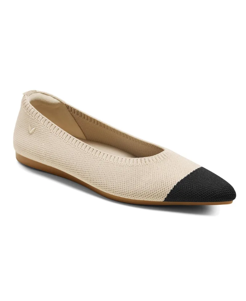 Vivaia Women's Aria Pointed-Toe Ballet Flats - Almond/black