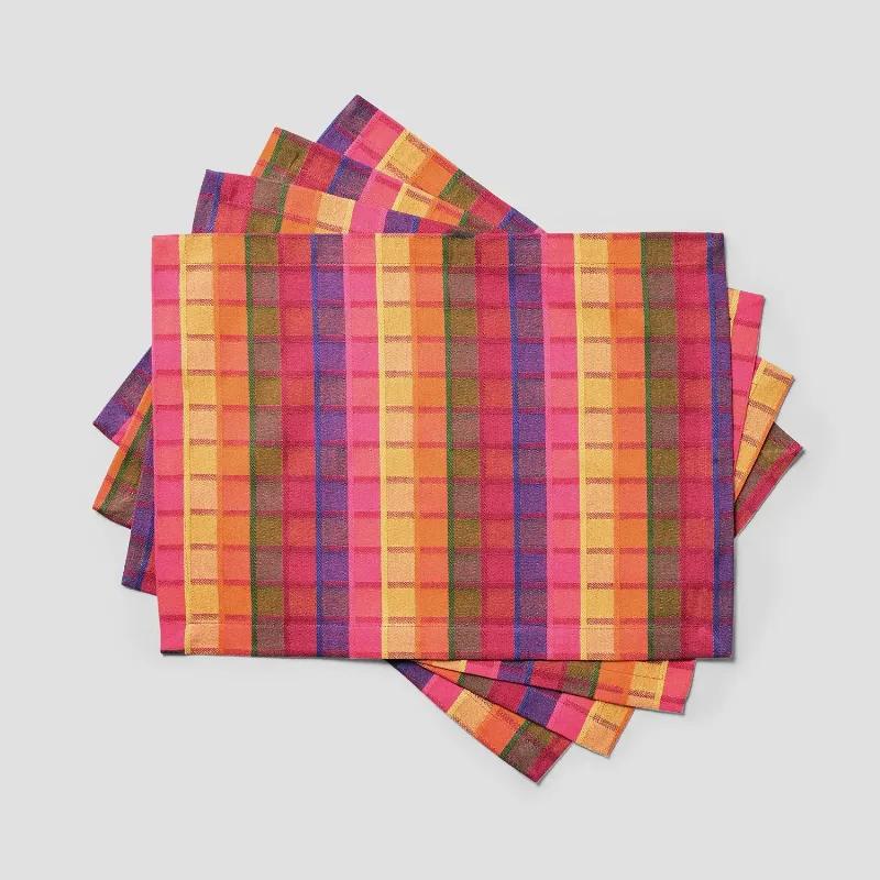 Sur La Table Modern Plaid Placemats