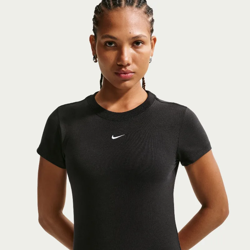 Nike Women's Sportswear Chill Knit T-Shirt, XS, Black