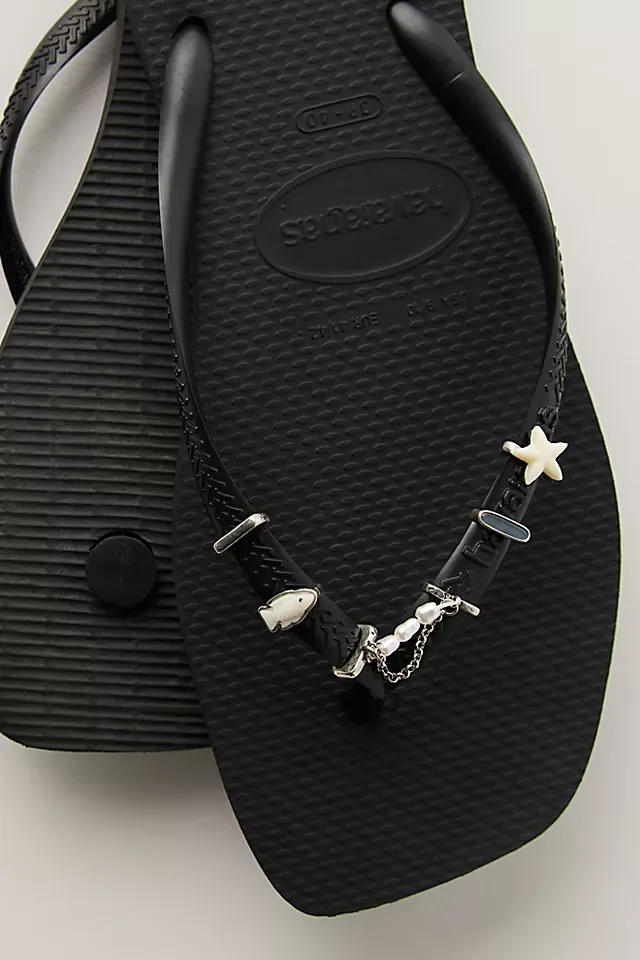 Free-est Sandal Charm Set