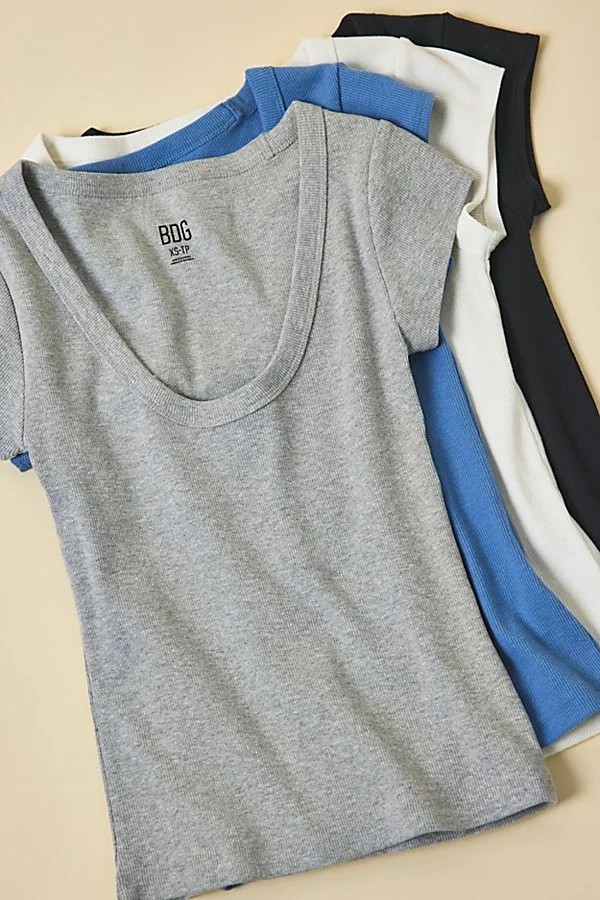 BDG Off-Duty Ribbed Scoop Neck Short Sleeve Tee in Grey, Women's at Urban Outfitters