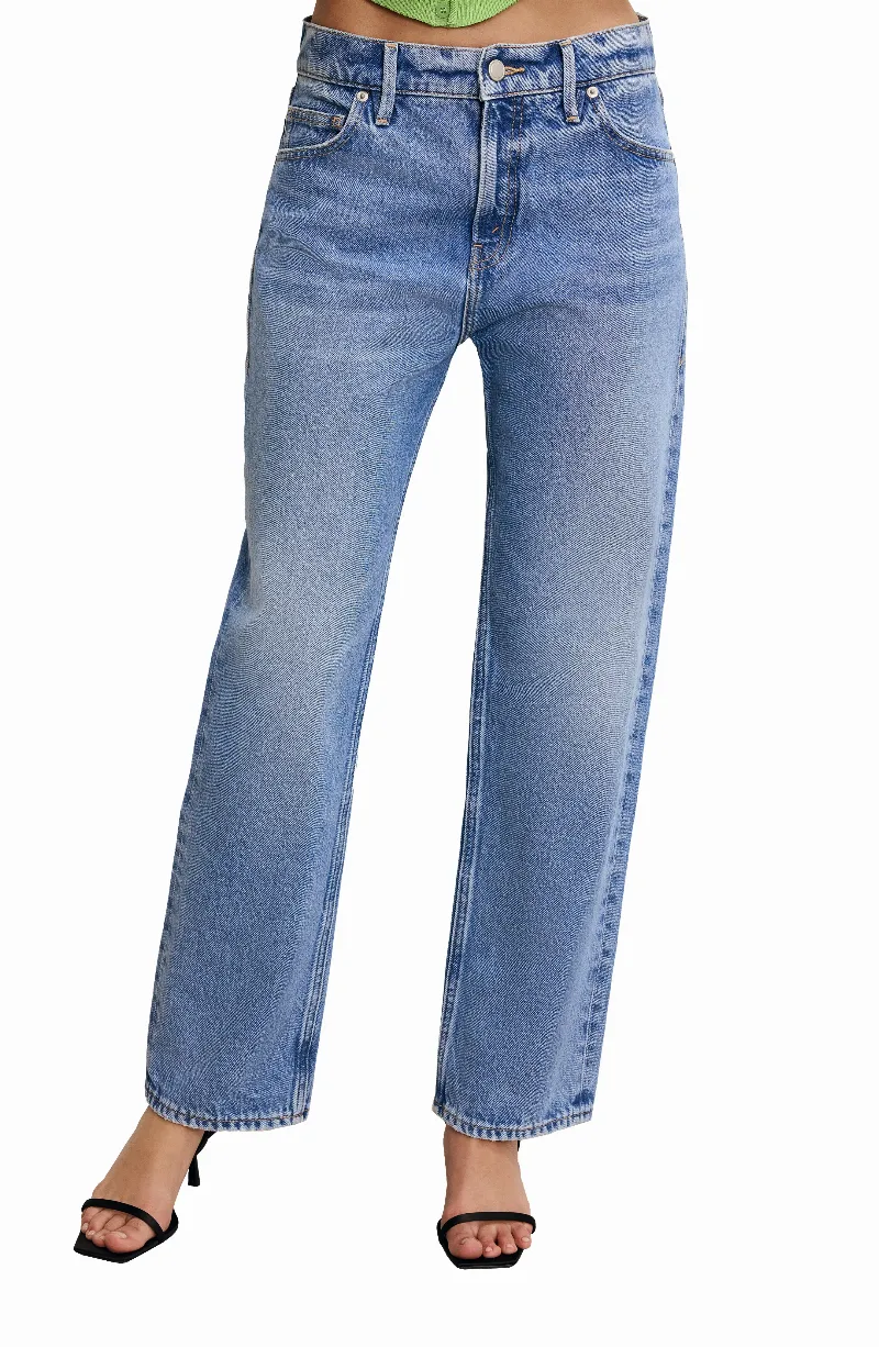 Good Standard Straight Leg Jeans