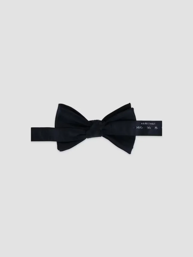 Men Sutton Pre-Tied Silk Bowtie - Black