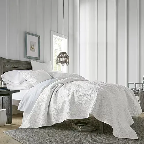 Linden Street Addison Quilt, One Size, White