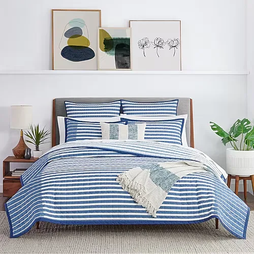 Fieldcrest Panel Stripe Quilt, One Size, Blue