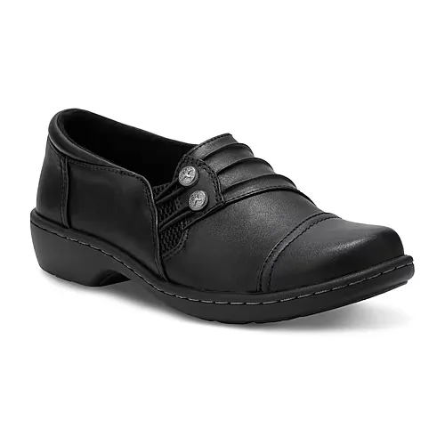 Eastland Sylvan Womens Round Closed Toe Slip-On Shoe, 6 Medium, Black