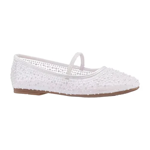 I. Miller Chyvone Big Kid Girls Round Closed Toe Ballet Flats, 2 Medium, White
