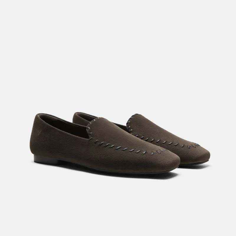 VIVAIA Velvet Whipstitched Loafers (Siena)|AMBER BROWN & BLACK|US 5