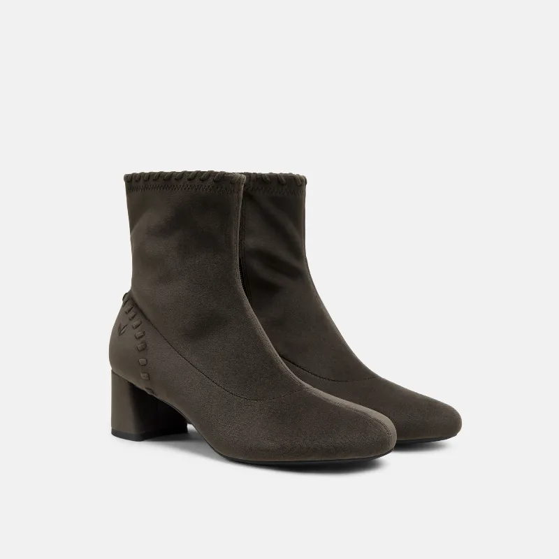 VIVAIA Round-Toe Velvet Whipstitched Ankle Boots (Rhoda)|AMBER BROWN|US 10.5
