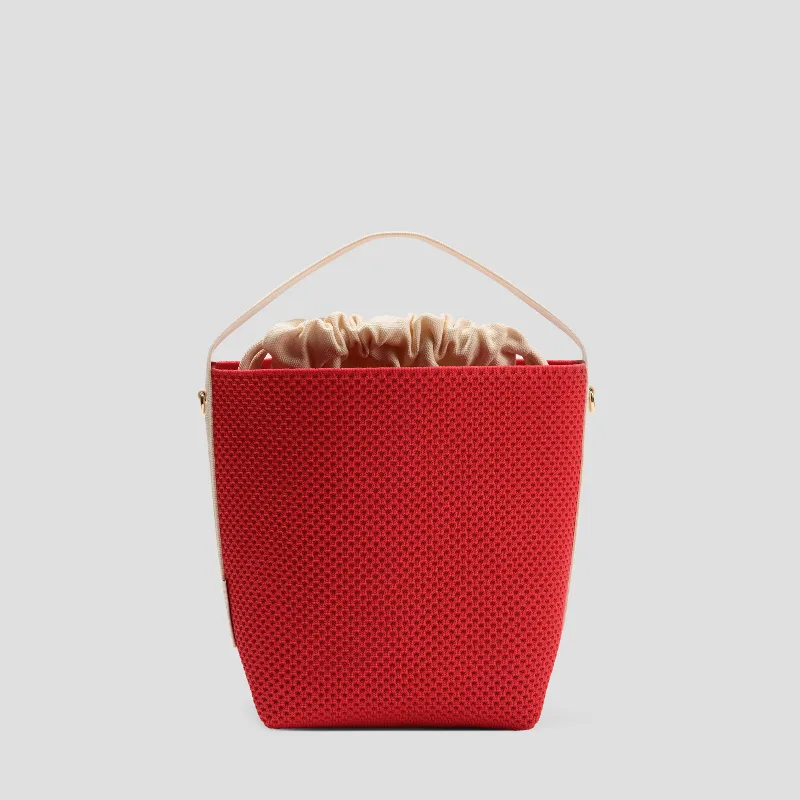 VIVAIA The Bucket Tote (Farreh)|CHERRY RED MESH|ONE-SIZE