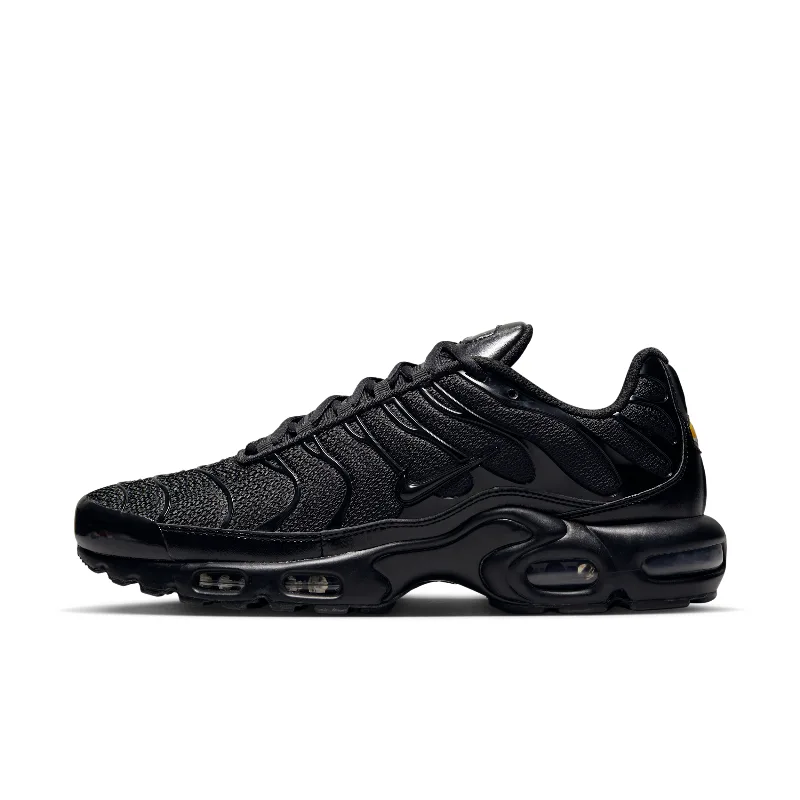 Nike Men's Air Max Plus Shoes in Black | 604133-050
