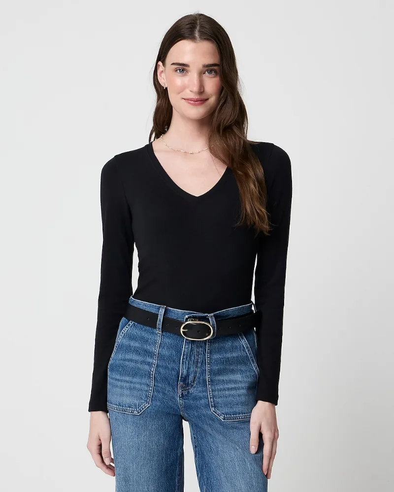 Long-sleeve Everyday V-neck tee
